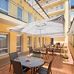 Отель Seifert 4*