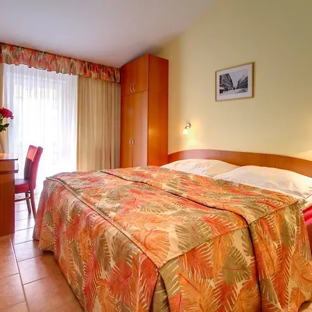 Ξενοδοχείο Seifert 4*