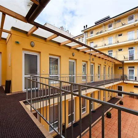 Seifert Praga