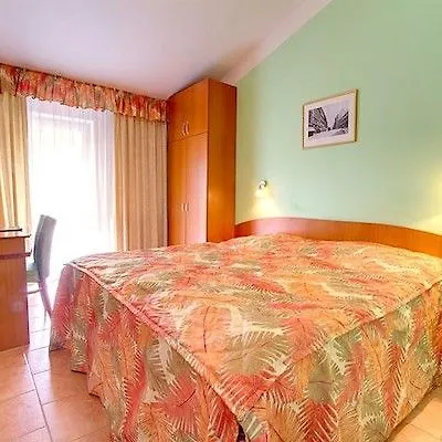 Seifert Ξενοδοχείο 4*